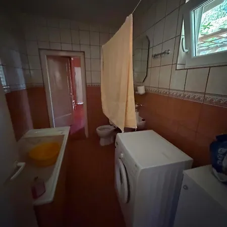 Wakacyjny Agroturystyka, Dlugie Grodzieckie 10 Casa de Férias *